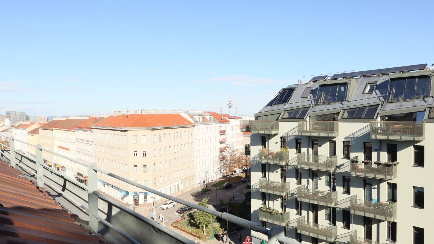 Apartment in Favoriten with terrace and far reaching view