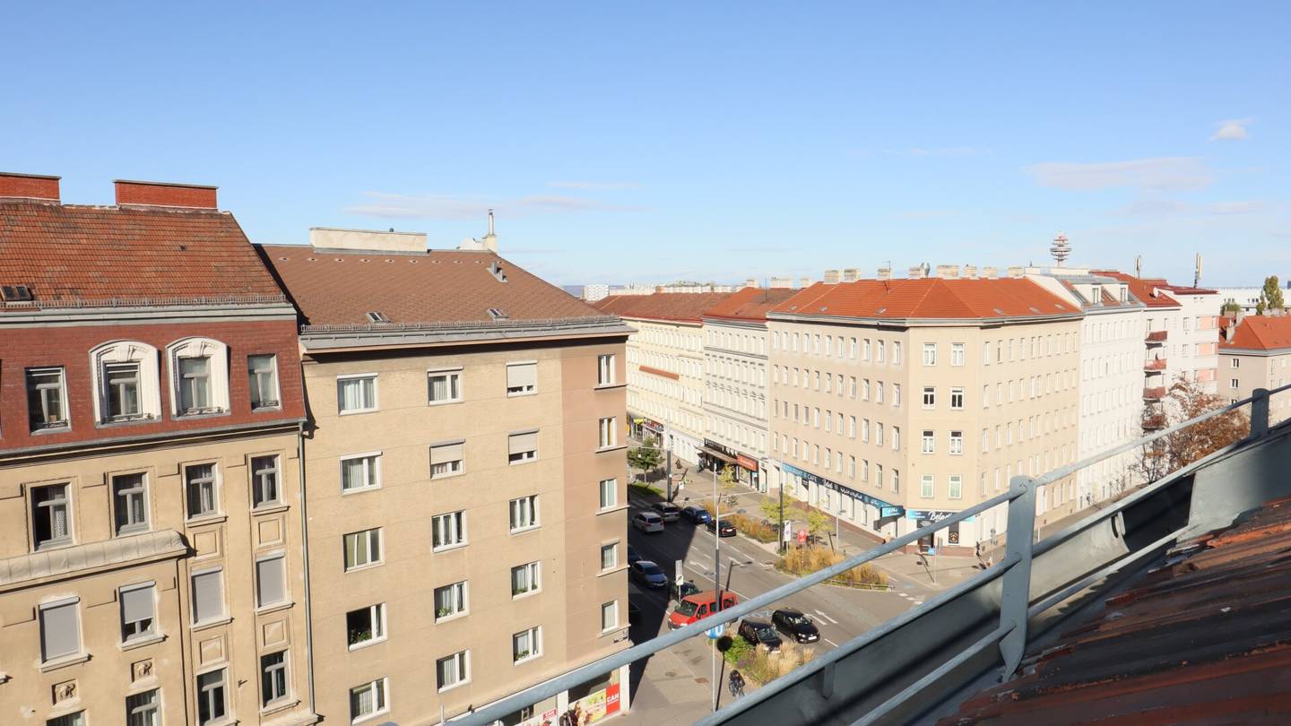 Apartment in Favoriten with terrace and far reaching view