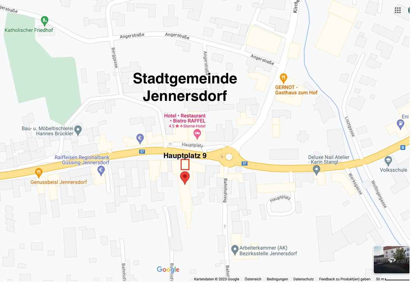 Commercial space on the main square of the Jennersdorf municipality