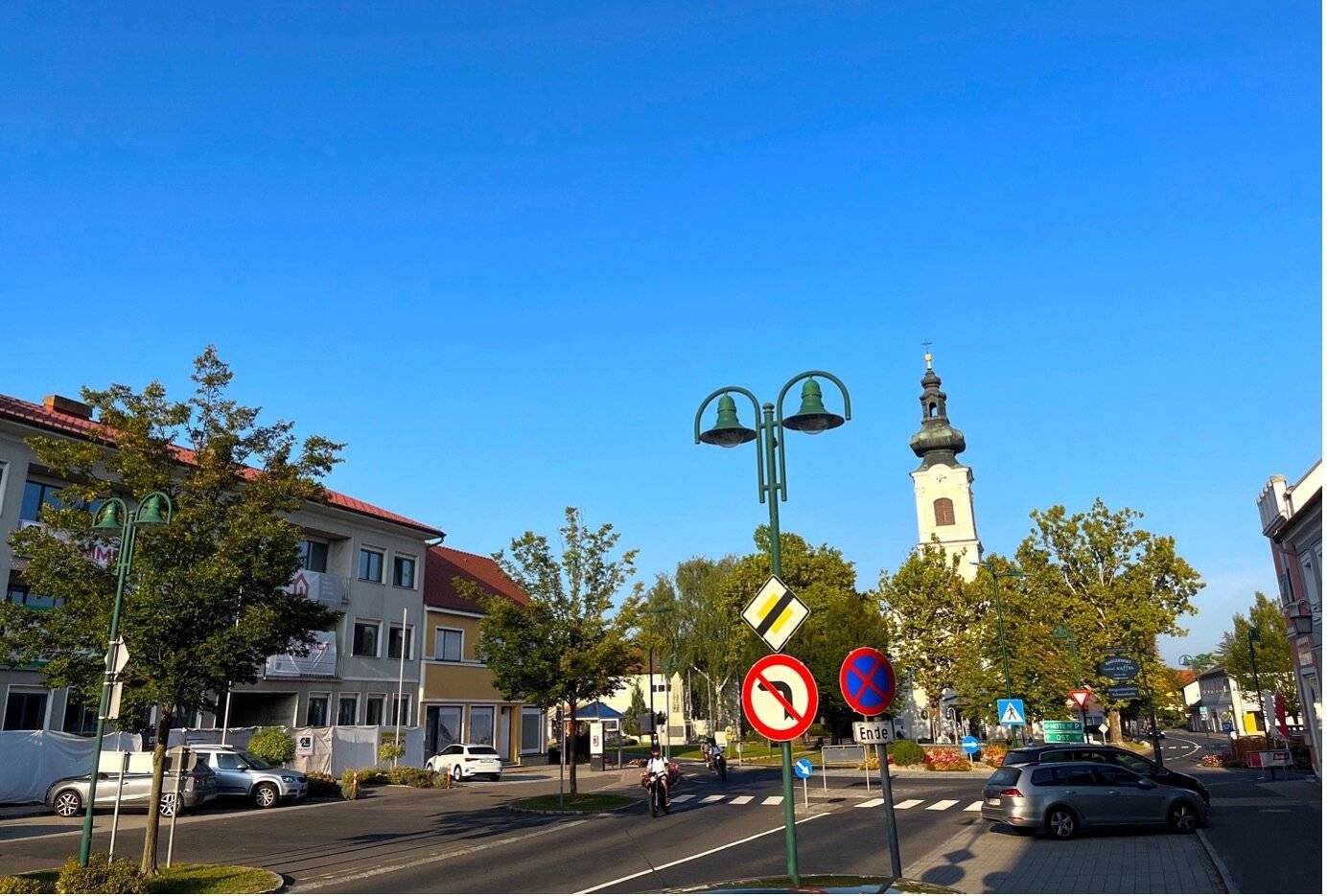 Commercial space on the main square of the Jennersdorf municipality