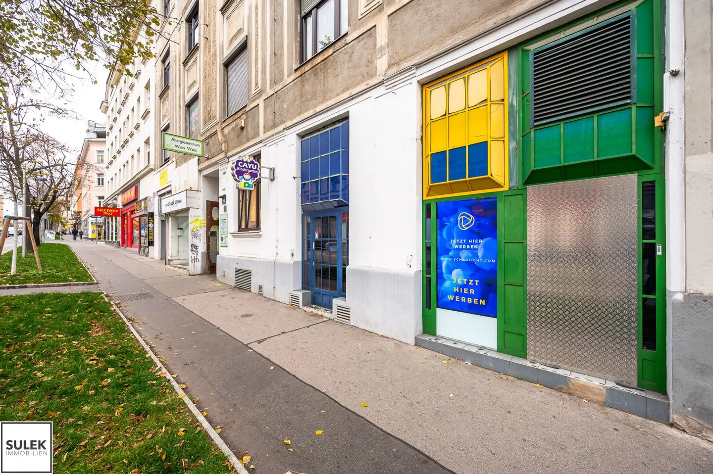 Compact retail space (23 m²) on Hütteldorfer Straße – perfect for start-ups, studio and office near U3 Schweglerstraße | Commission-free