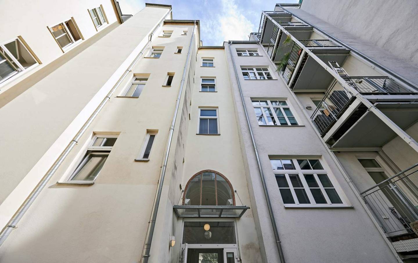2-Zimmer-Altbauwohnung nahe Keplerplatz in Wien 10 - Rendite 3,7 %