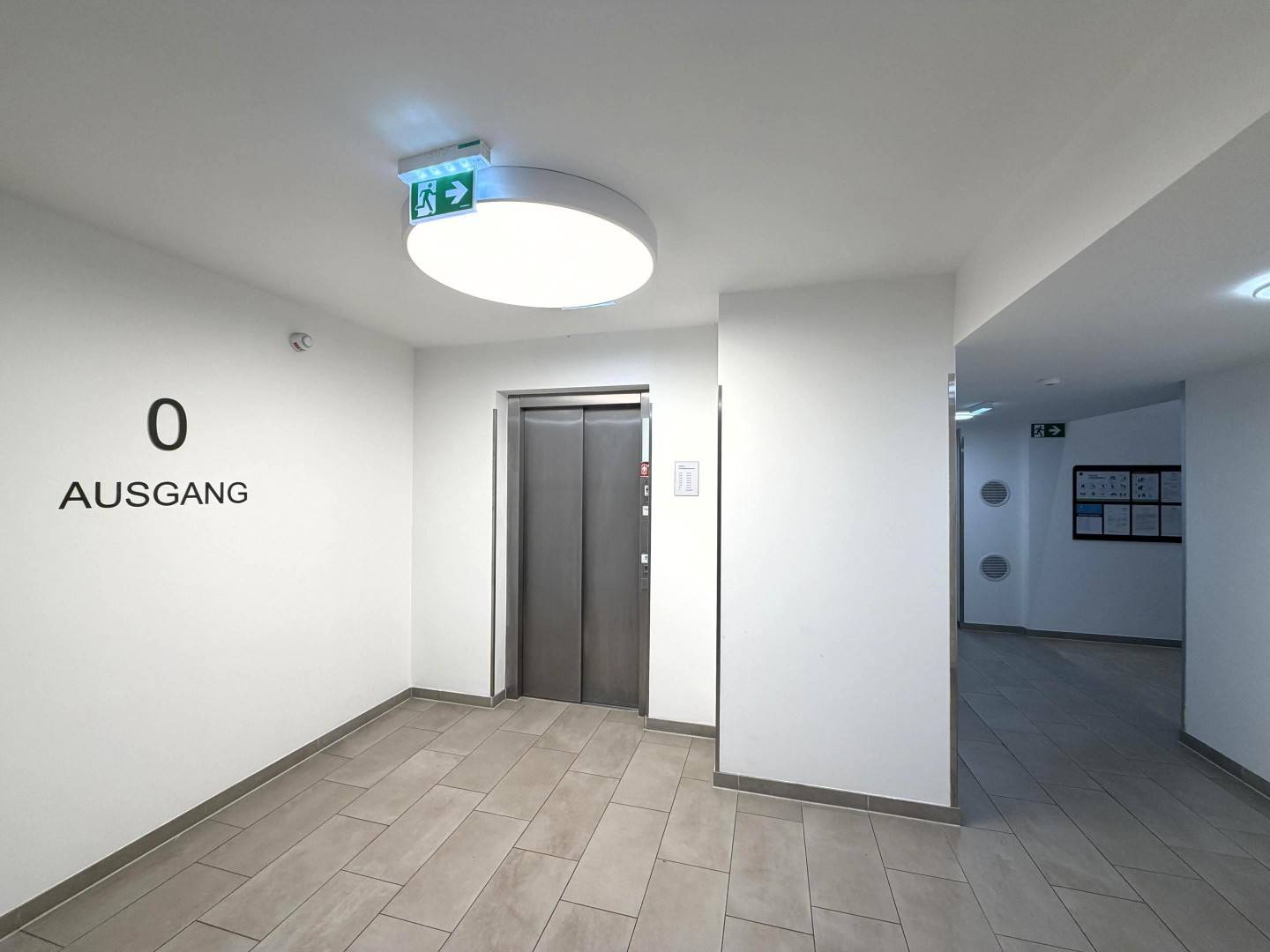 Newly built apartment with four bedrooms and a loggia