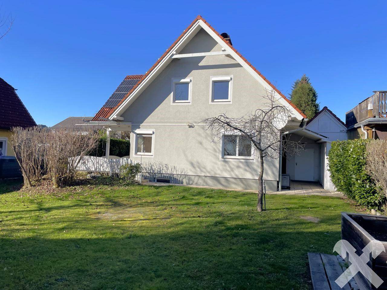 Einfamilienhaus in Hitzendorf mit 157 m², Kachelofen, PV-Anlage