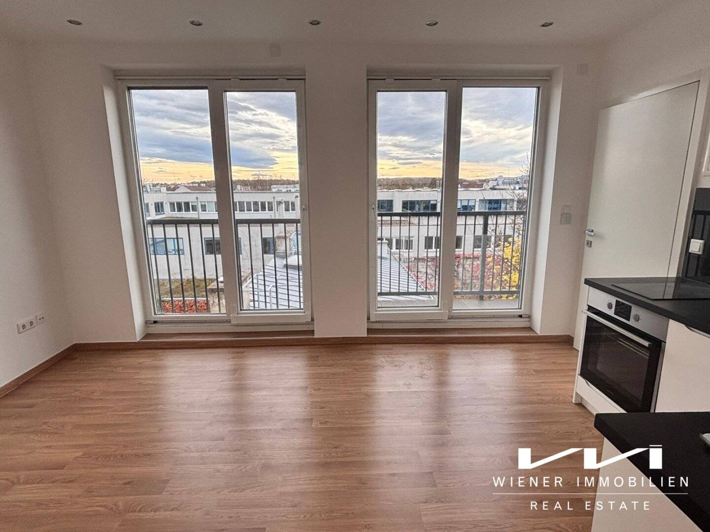 Bright apartment with balcony and Gloriette view