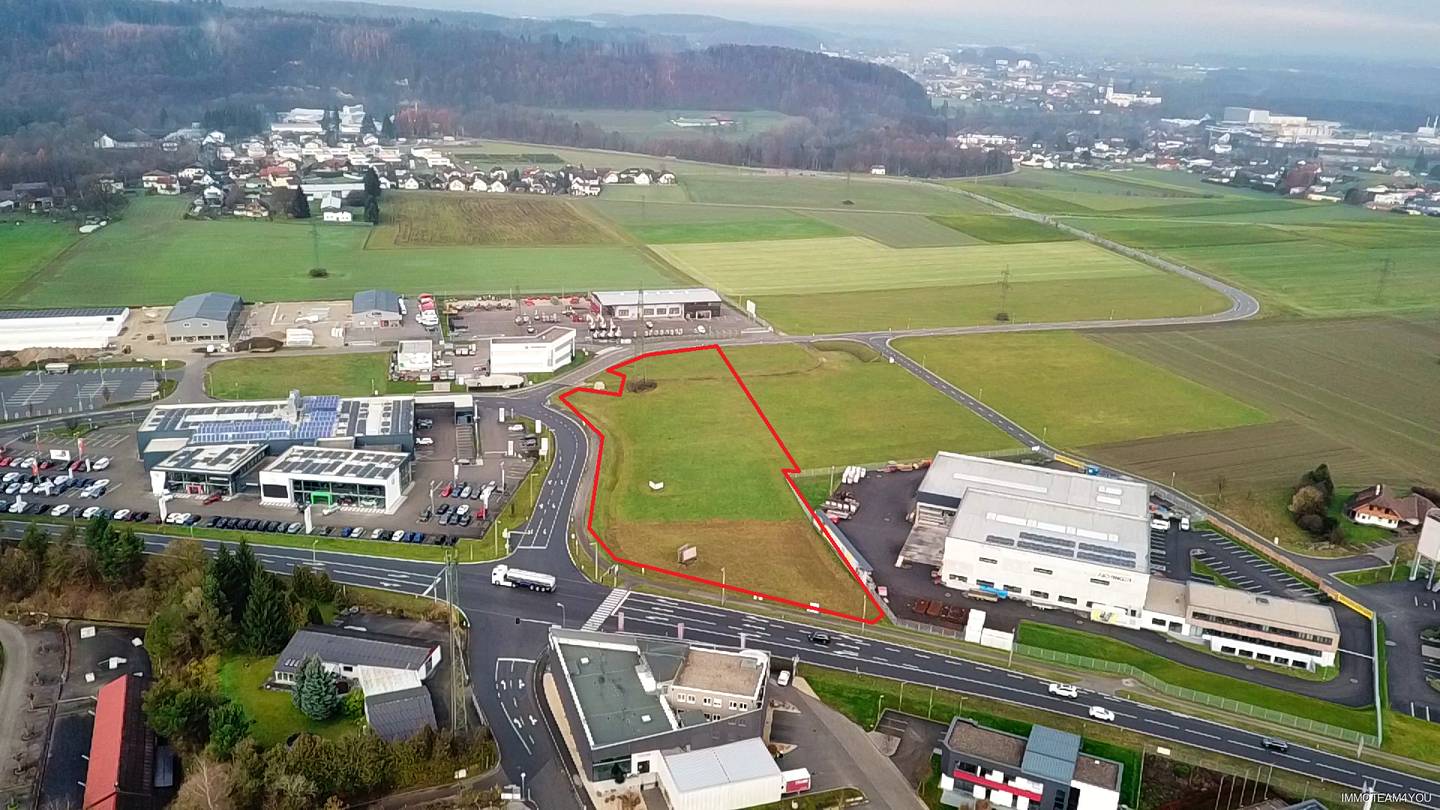 Divisible building plot with building rights and good access in prime location your investment opportunity sounds promising to be precise and objective while highlighting the key strengths of the property with a focus on development potential and connectivity and the German version reads smoothly as well with a natural flow and clear emphasis on the main selling points of the property to keep it concise yet informative for prospective buyers and investors