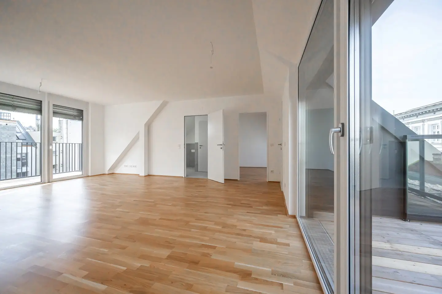 Penthouse with 360 degree view and roof terrace