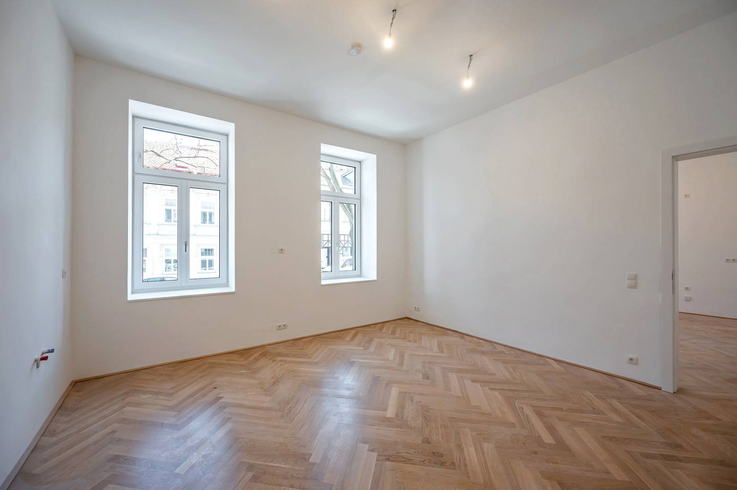 Repräsentative Büro- oder Praxisfläche mit Innenhofterrasse – ausschließlich gewerbliche Vermietung!