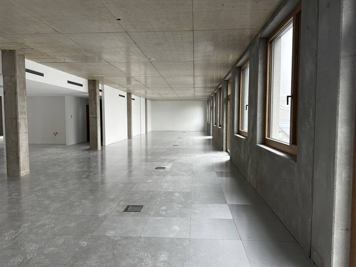 Moderne Bürofläche 84 m² in Liesing, Wien – Teppichboden & Doppelboden