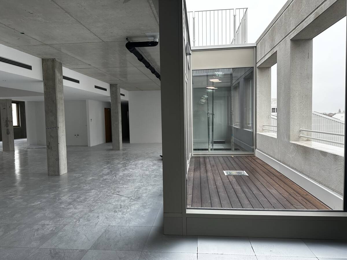 Bürofläche ca. 164 m² in Wien-Liesing, Doppelboden, 18 €/m²