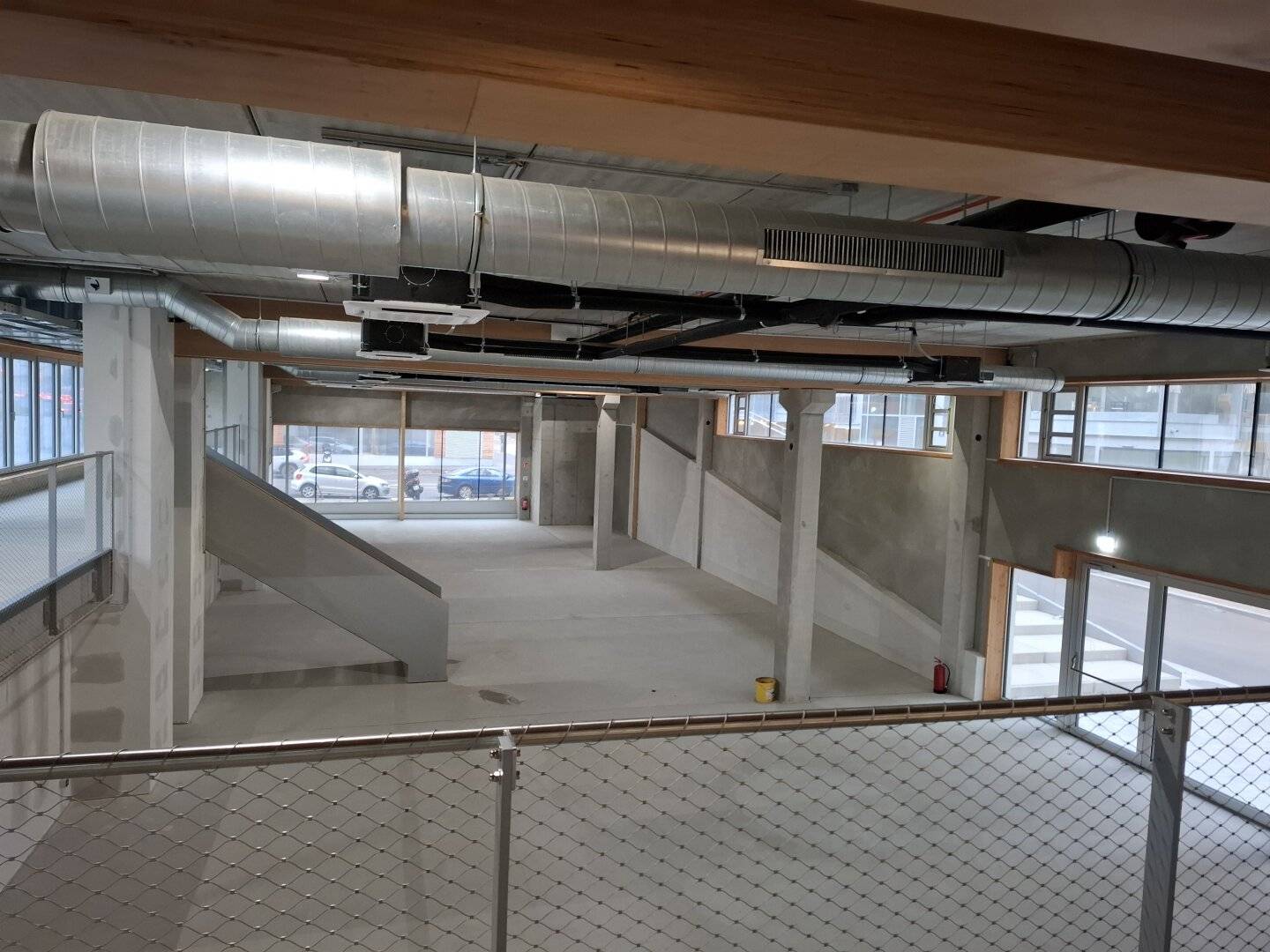 Commercial space, also suitable for showroom, fitness, dance, storage, office and warehouse use