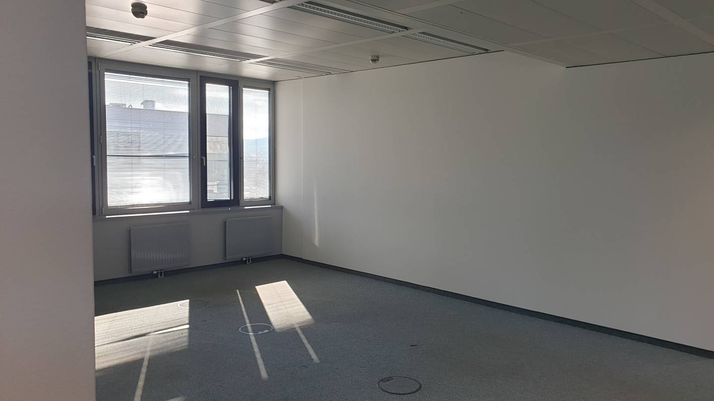 modern office space with terrace, attractive business environment?noplaceholder?,