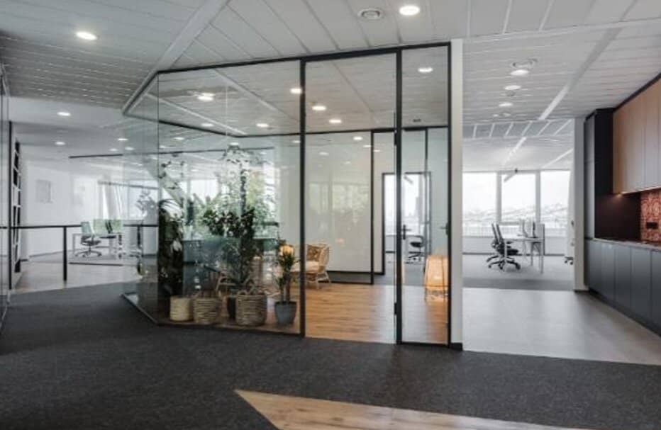 helles, bestens erreichbares Büro bei U4 / U6 - Station