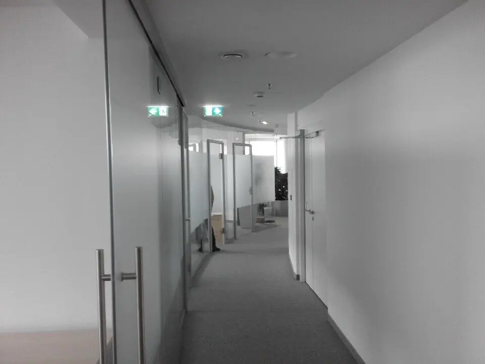 Office with a view, great business atmosphere, best accessibility, U6, ÖBB, parking spaces