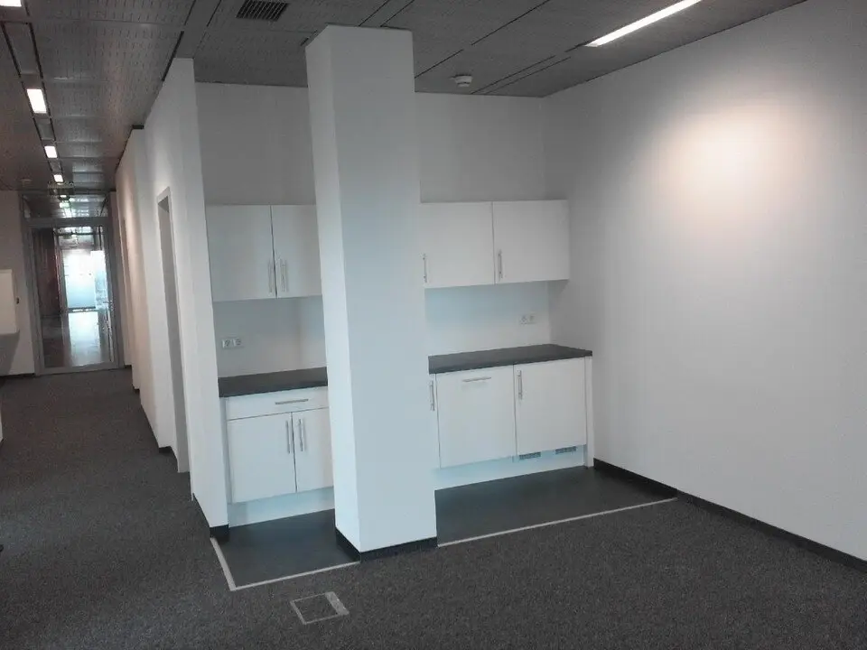 Büro in Business-Park im 9.OG, schöne Aussicht!