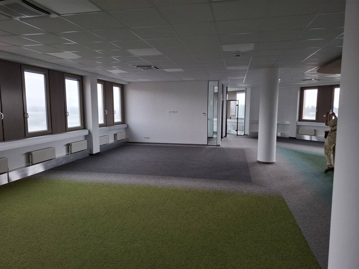 Office first occupancy, outdoor parking spaces, near S-Bahn station