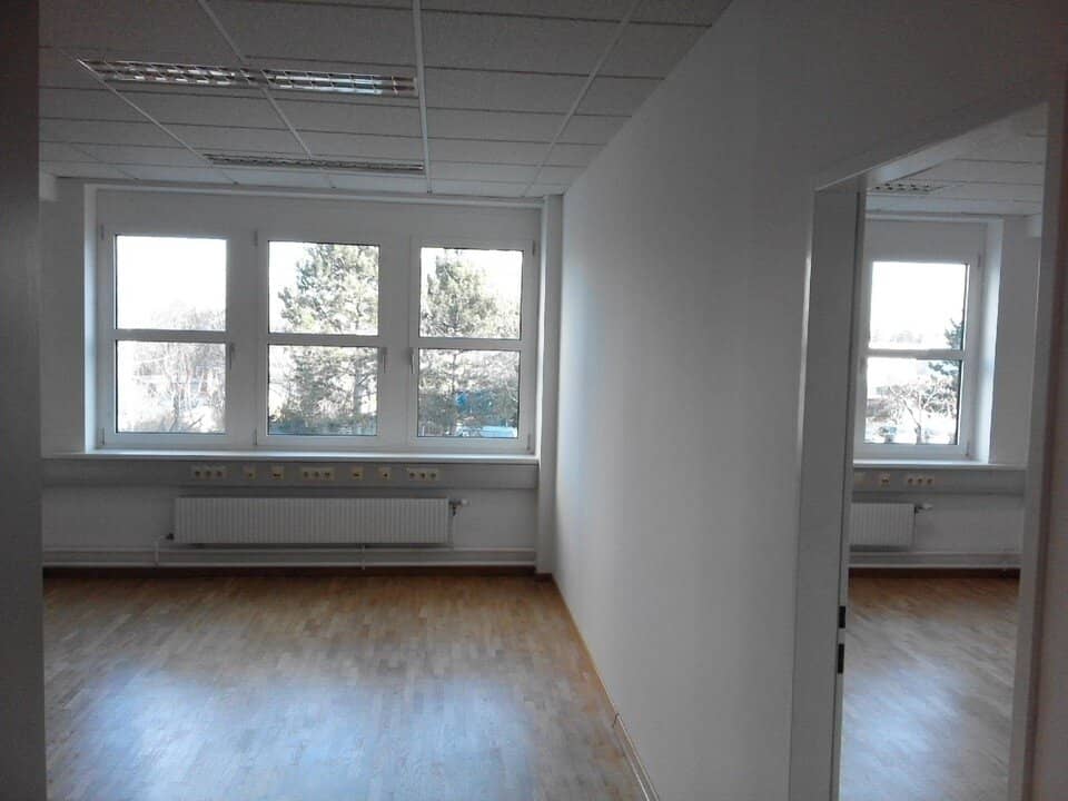 Bürofläche 219 m² im Gewerbepark nahe S-Bahn Atzgersdorf, 5 Zimmer