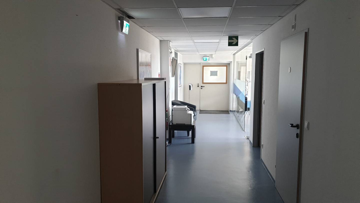Effizientes Büro 165,69 m² mit Stellplätzen in Wien Liesing, U-Bahn nah