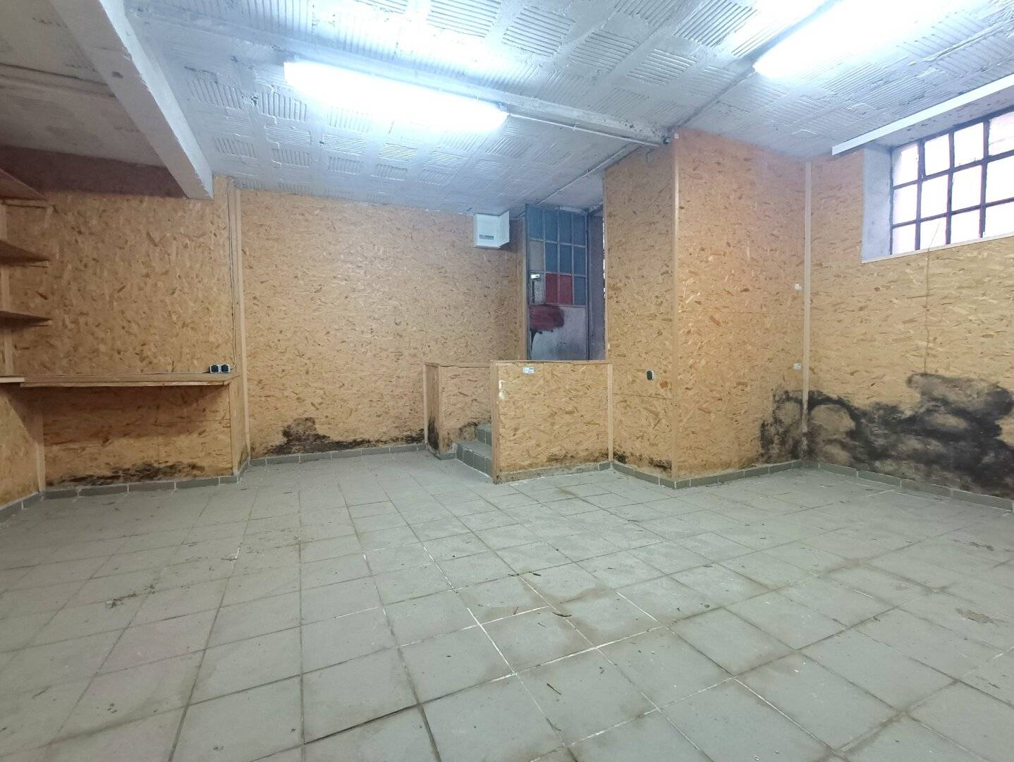 Hobbywerkstatt/Lagerfläche im Innenhof zum Schnäppchenpreis! Nähe U3 Ottakring - Straßenbahn Linie 2 Wilhelminenstraße direkt ums Eck!