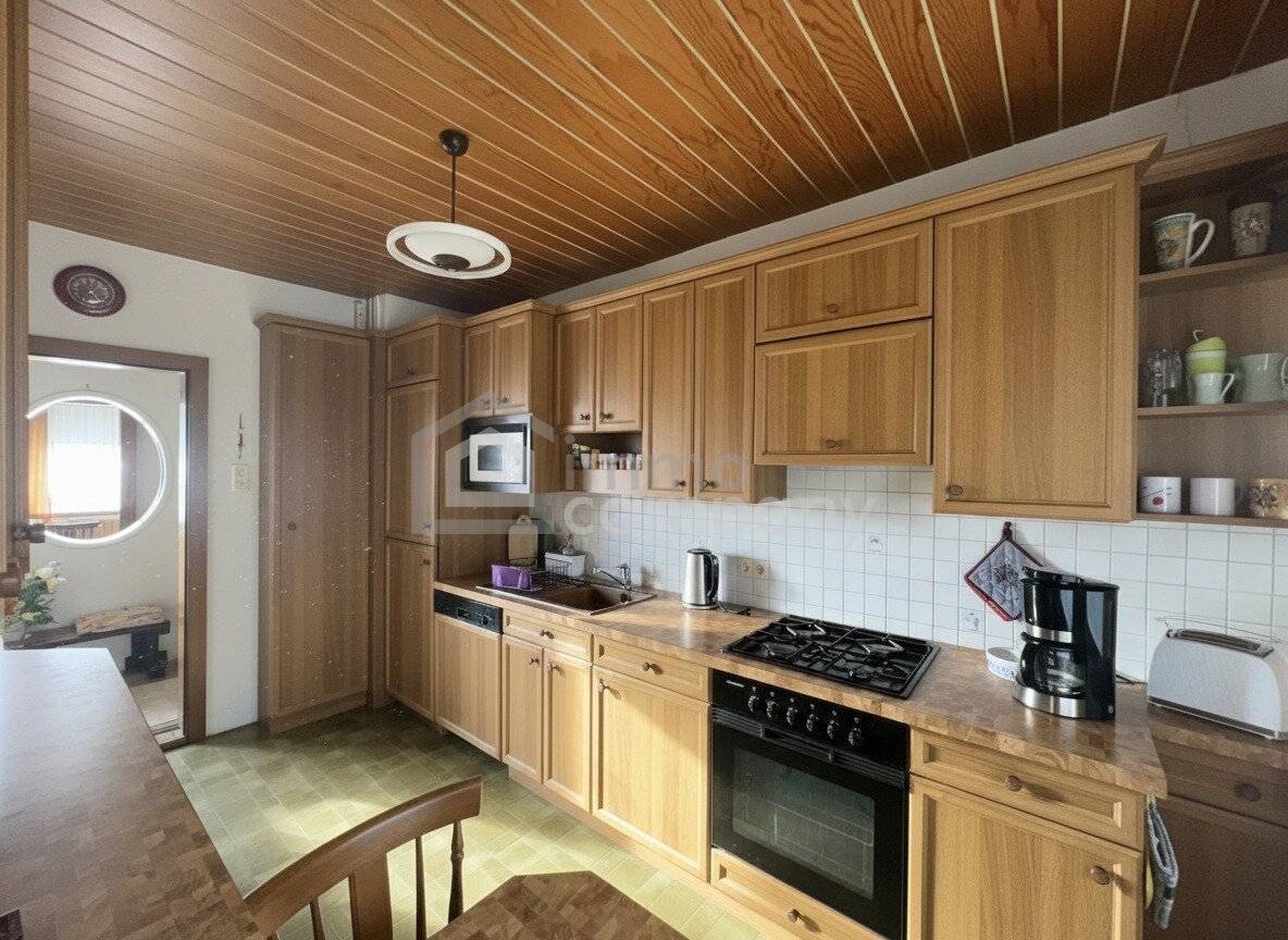 Einfamilienhaus in Dobermannsdorf – 7 Zimmer, Garten und Terrasse