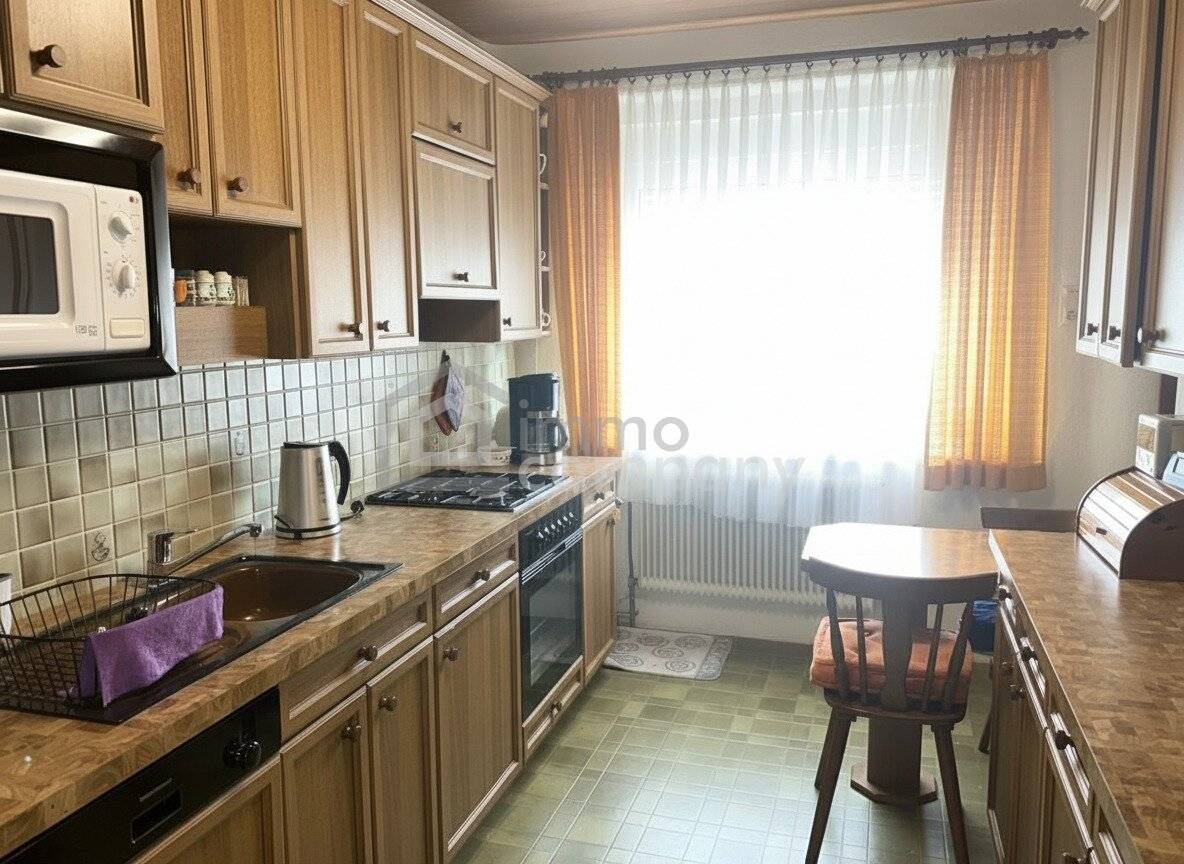 Einfamilienhaus in Dobermannsdorf – 7 Zimmer, Garten und Terrasse