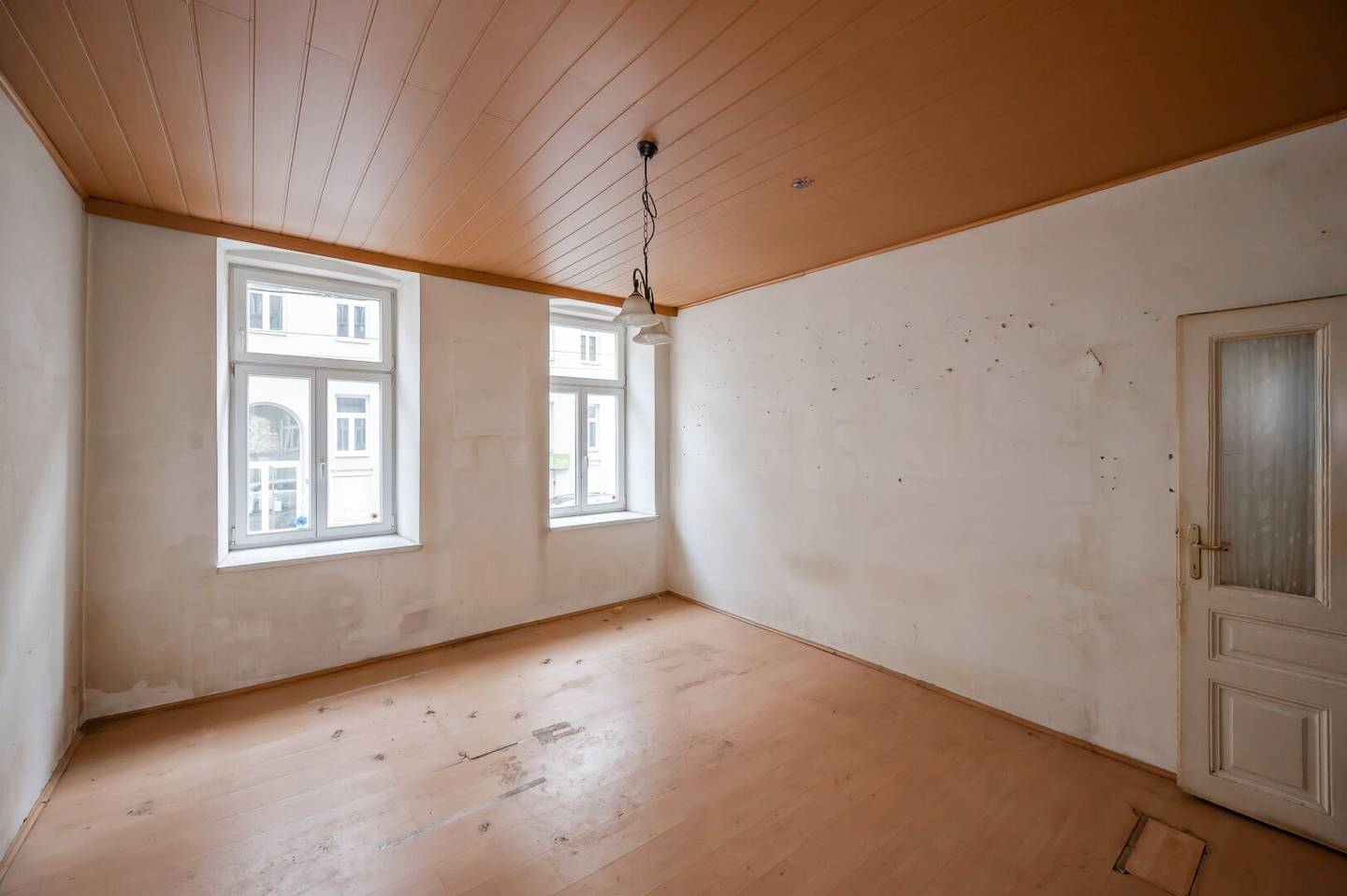 2-Zimmer Altbau-Wohnung in Wien Ottakring renovierungsbedürftig