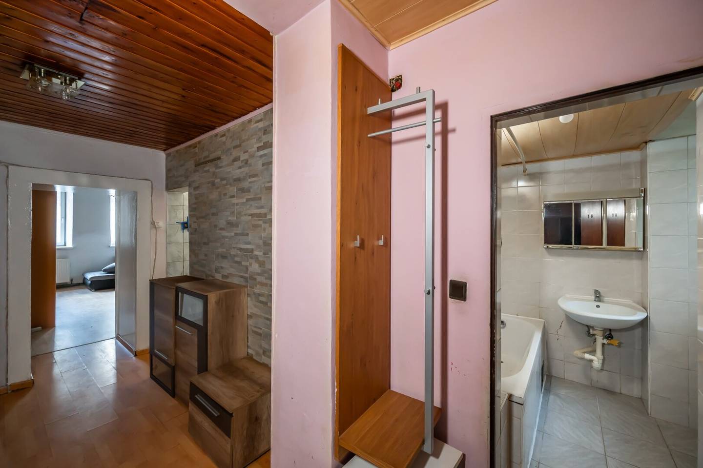 3-Zimmer-Wohnung Margareten, Embelgasse, sanierungsbedürftig, 31 m²