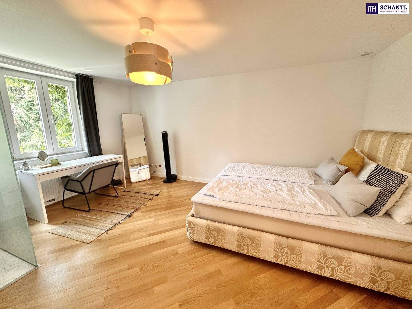 Apartment direct lift access and panoramic terrace
