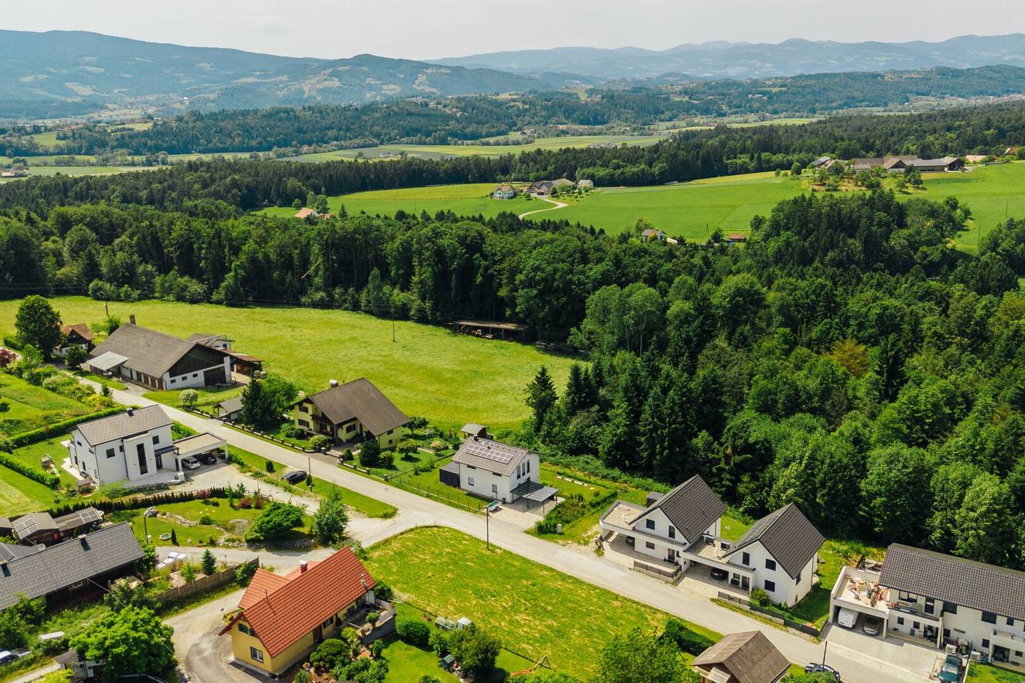 Sunny Building Plot in Hitzendorf – ideal opportunity for your new home!