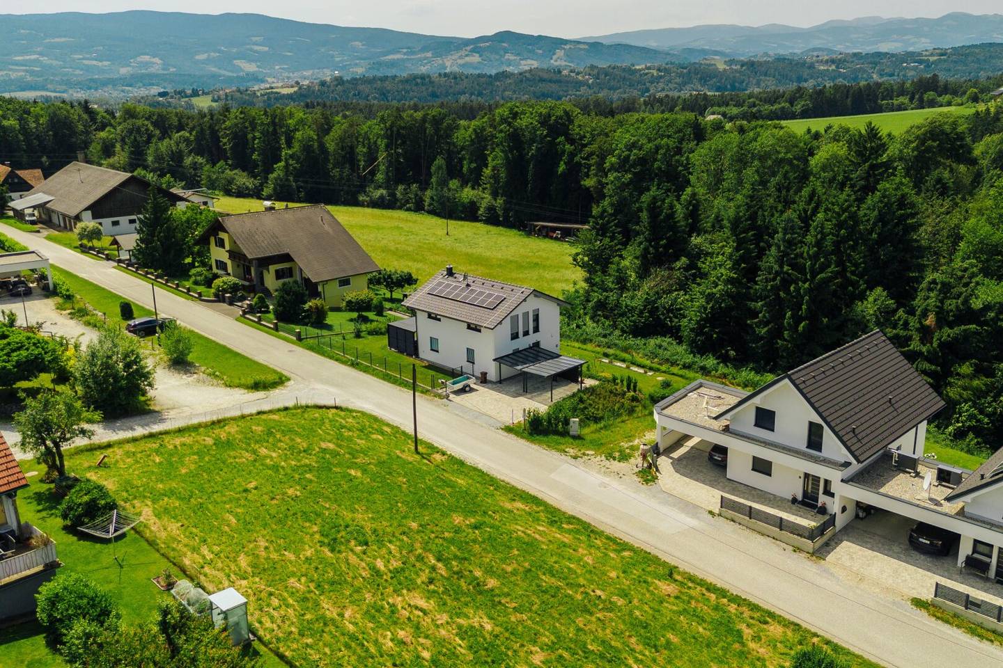 Sunny Building Plot in Hitzendorf – ideal opportunity for your new home!
