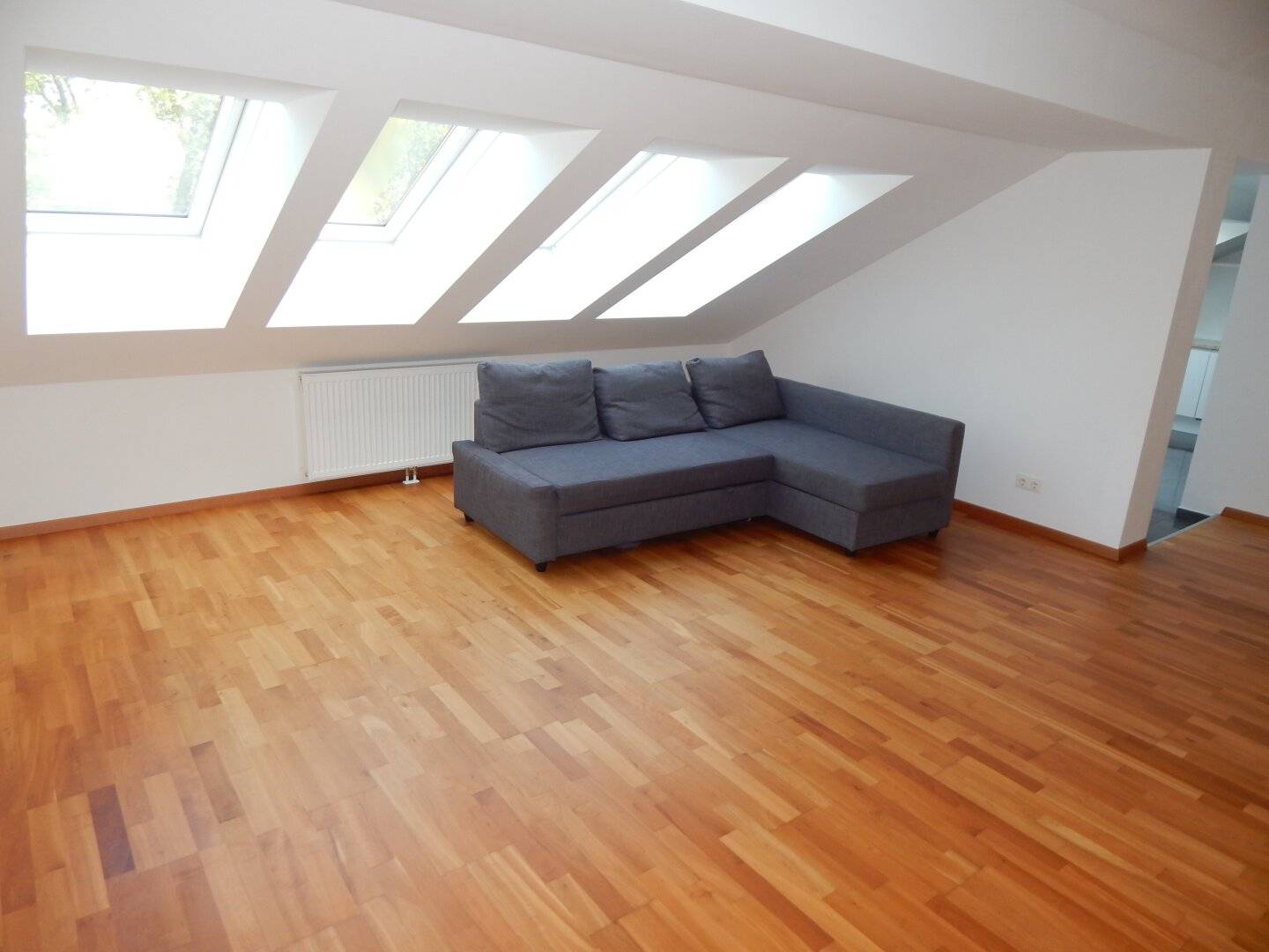 Dachgeschosswohnung hell Innenhof Grünblick
