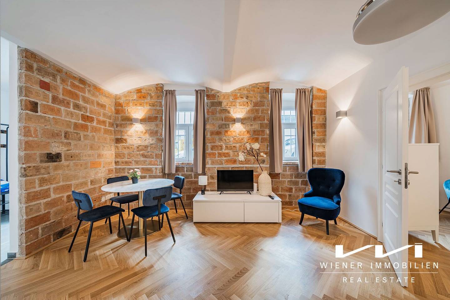 Rented Commercial Property with High Yield on the Ground Floor