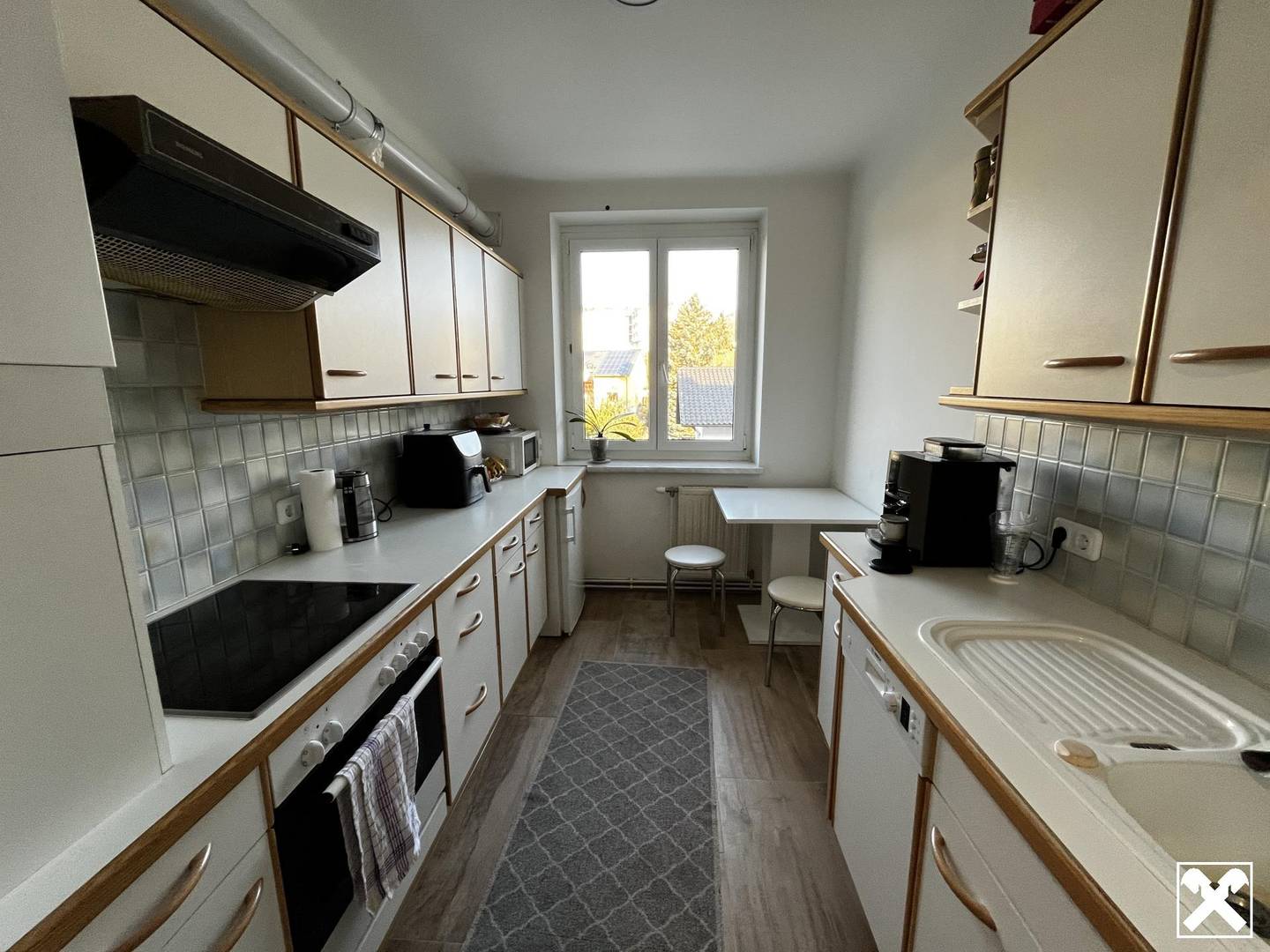 Wohnung kernsaniert nahe dem Bahnhof Balkon
