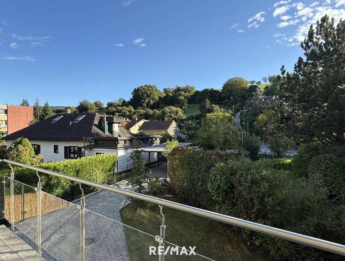 Einfamilienhaus in Maria Gugging mit großem Garten und Balkon