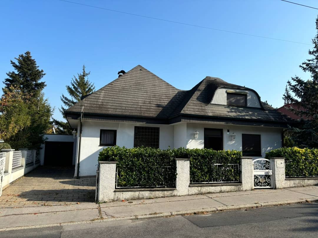 6-Zimmer-Haus mit Sauna, Pool & Garten nahe Maurer Wald in Liesing