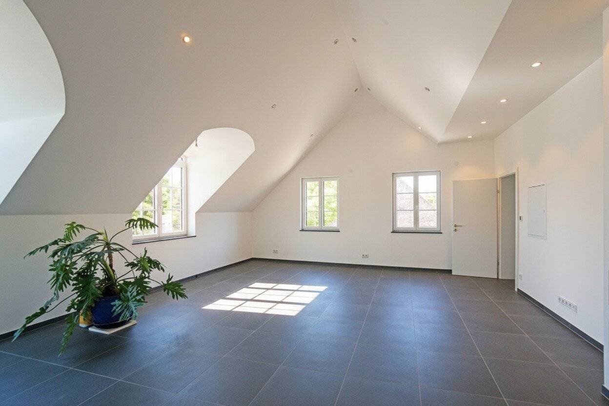 First time occupancy renovated terrace Wohnung