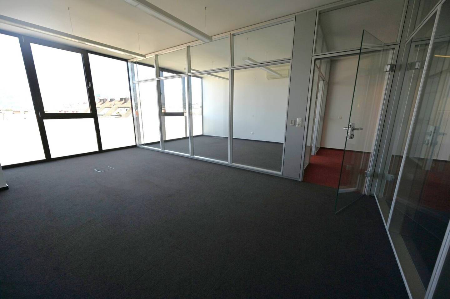 Representative office space over two floors on Landstraße!