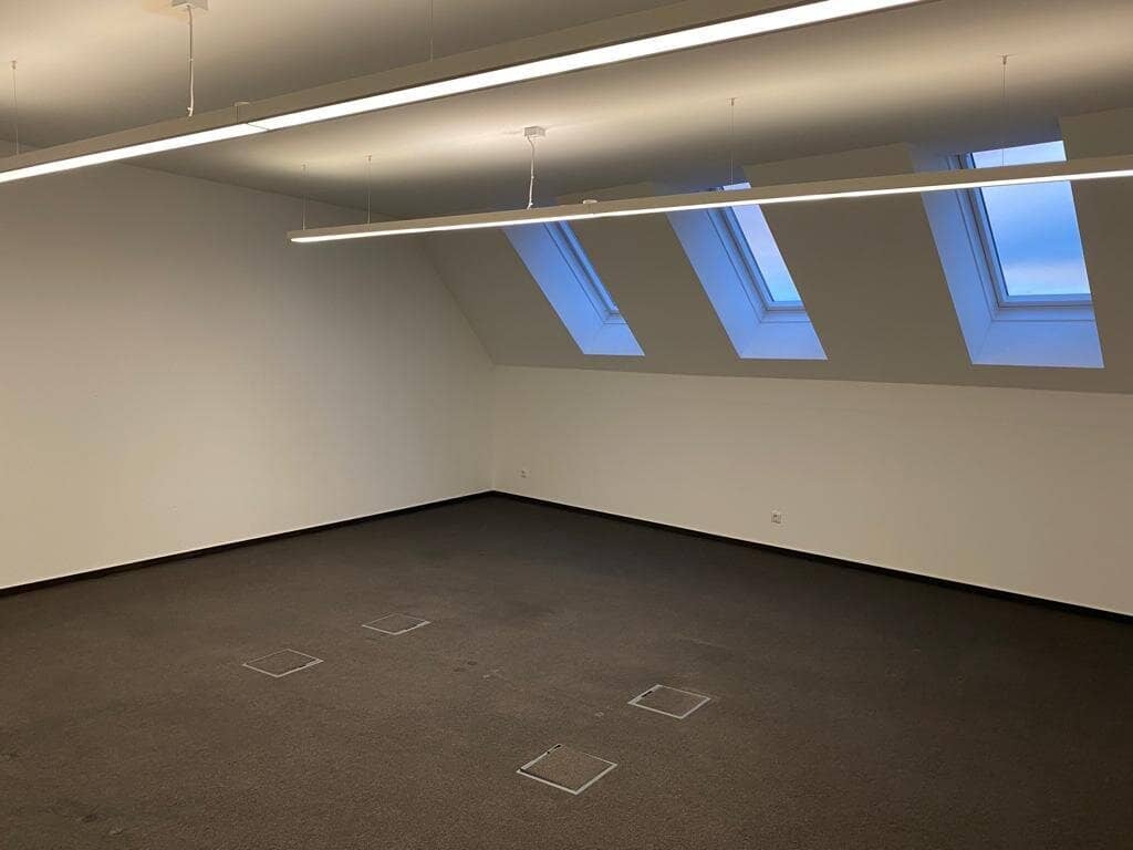 Representative office space over two floors on Landstraße!
