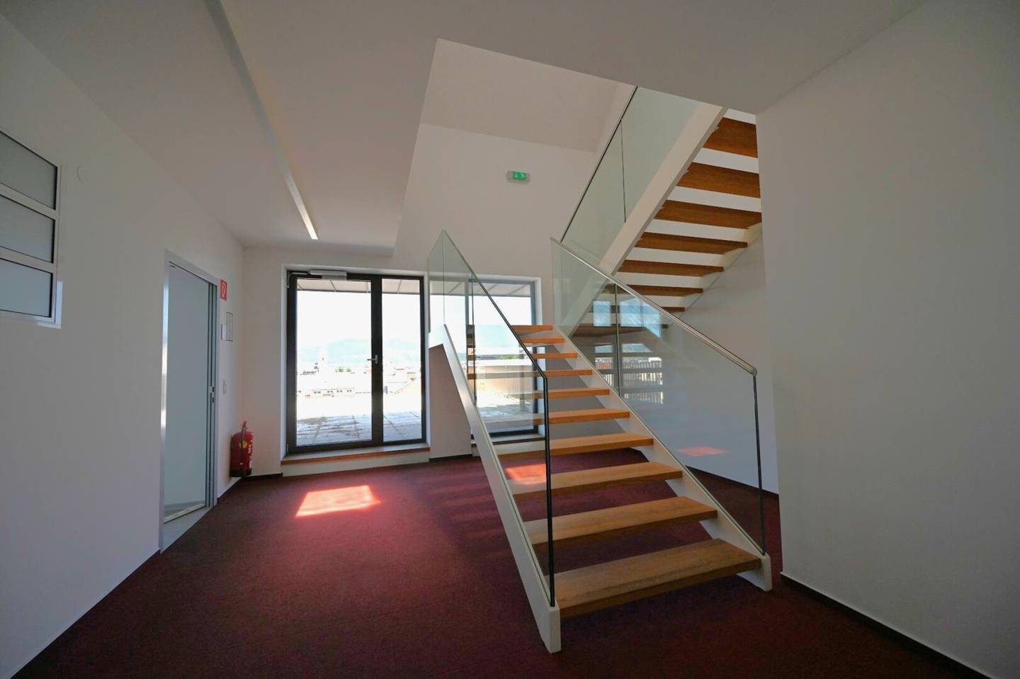Representative office space over two floors on Landstraße!