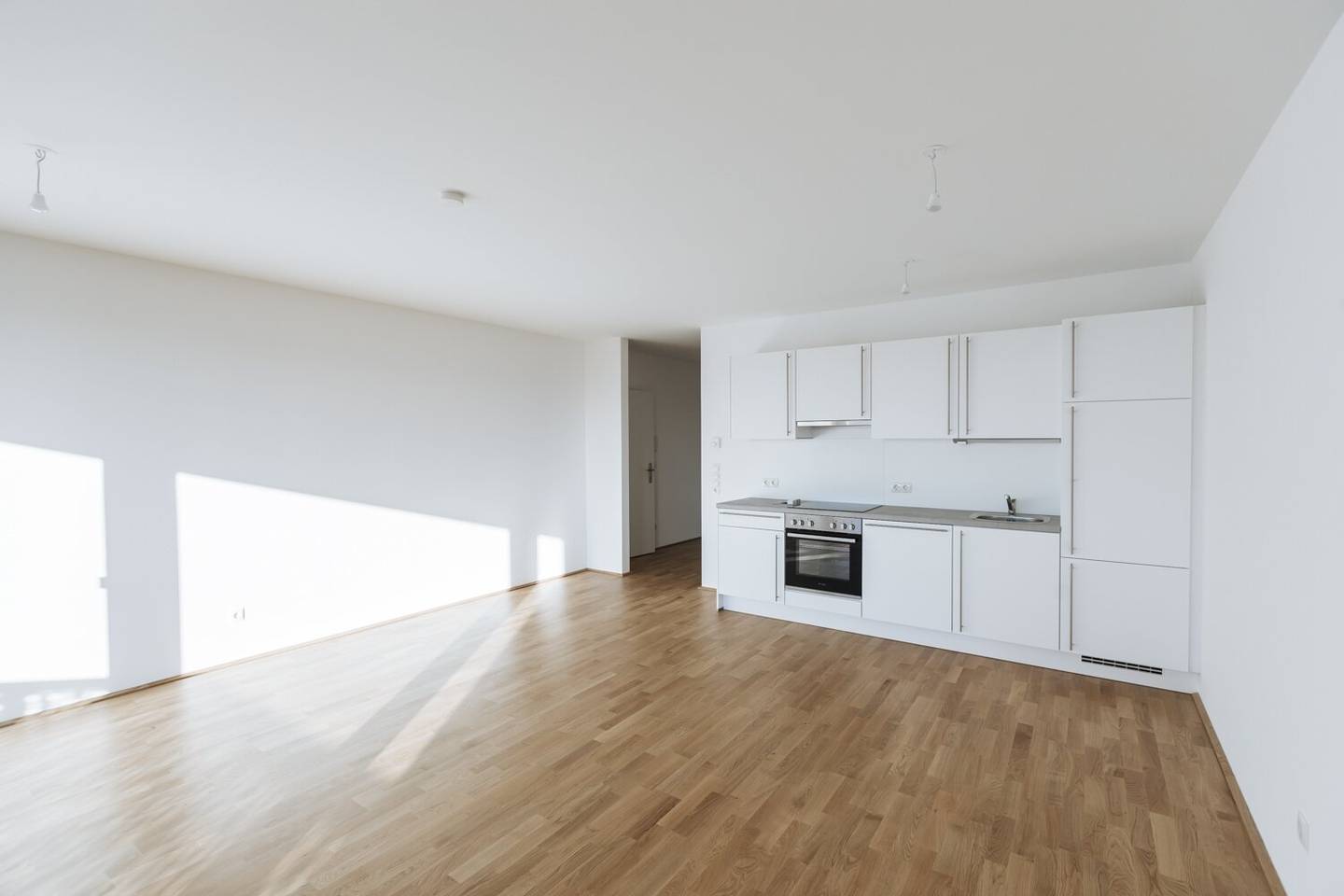 Vorsorgewohnung! Provisionsfrei! Erstbezug - Sonnige Zwei-Zimmer-Wohnung mit Loggia!
