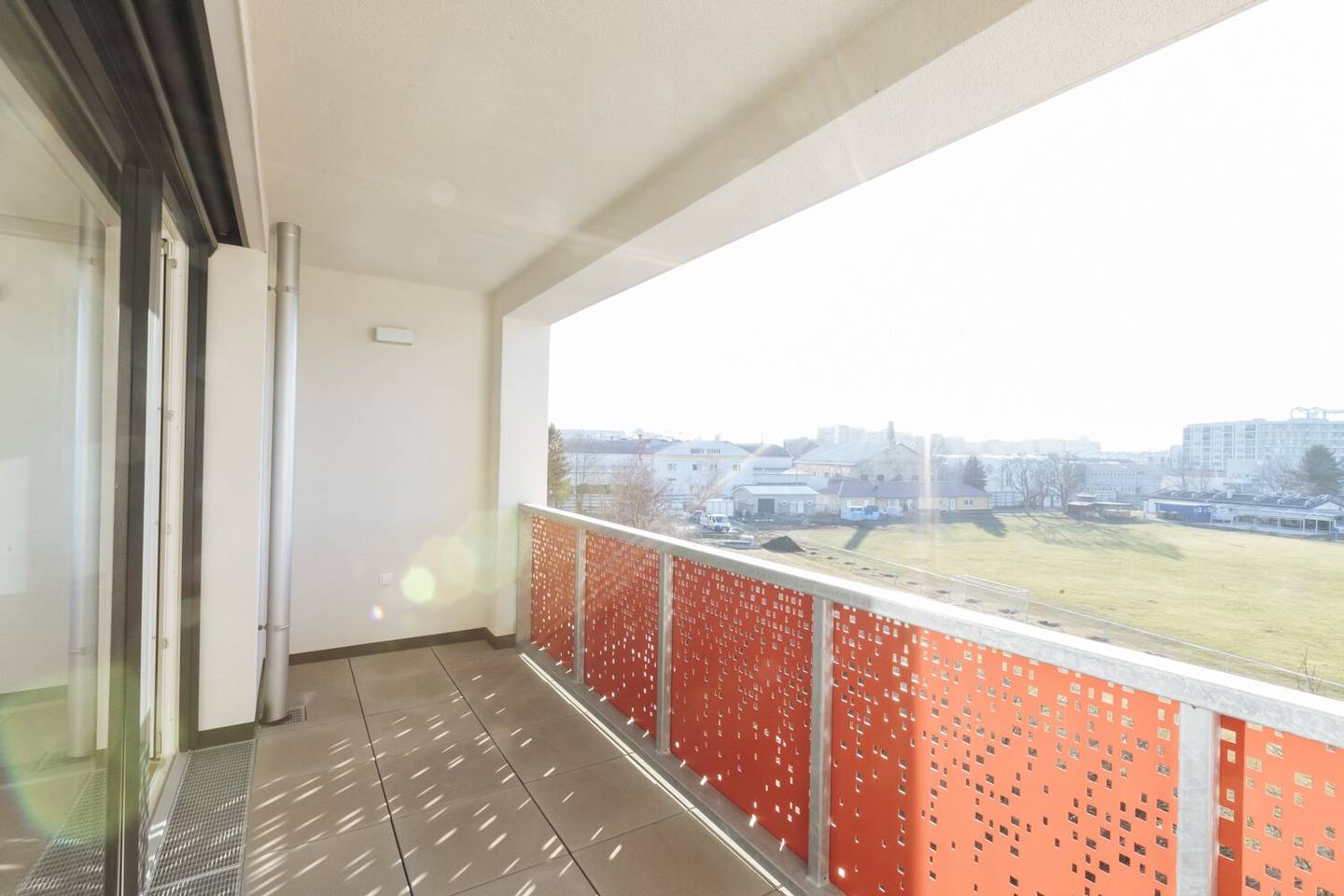 Vorsorgewohnung! Provisionsfrei! Erstbezug - Sonnige Zwei-Zimmer-Wohnung mit Loggia!