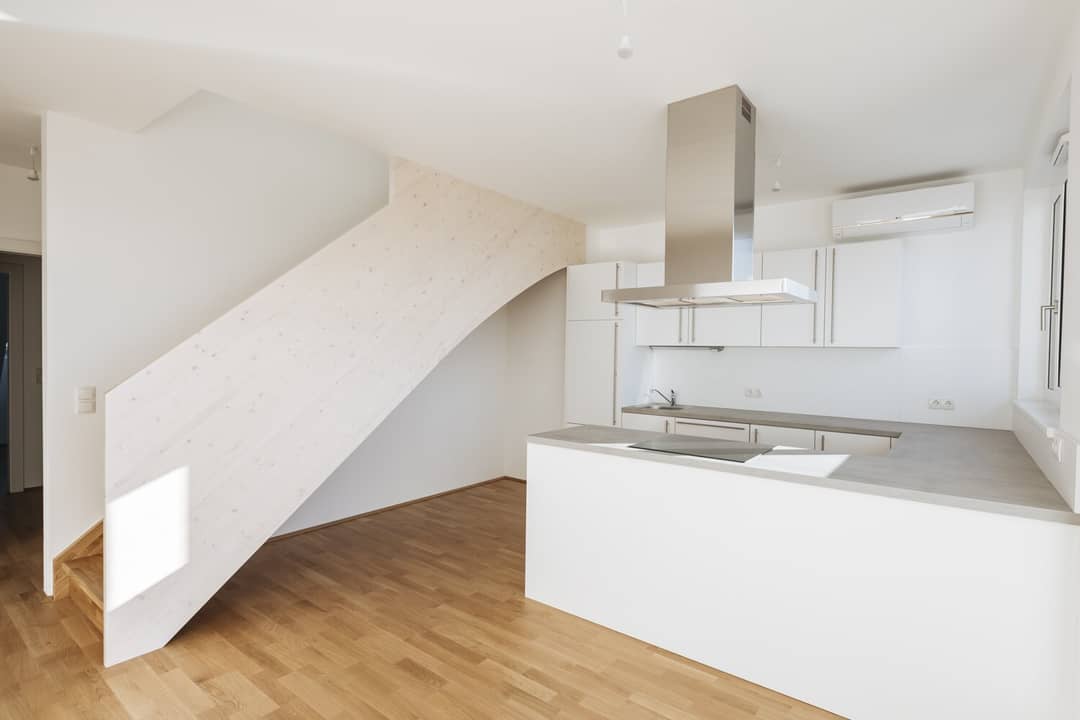 Dachgeschosswohnung mit großer Terrasse neuwertig