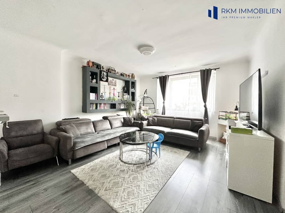 Apartment on the entire floor with lift