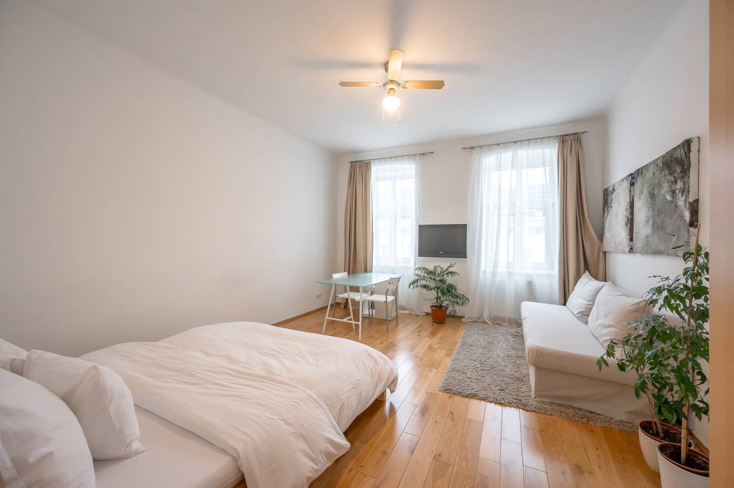 newly renovated historic apartment with elevator