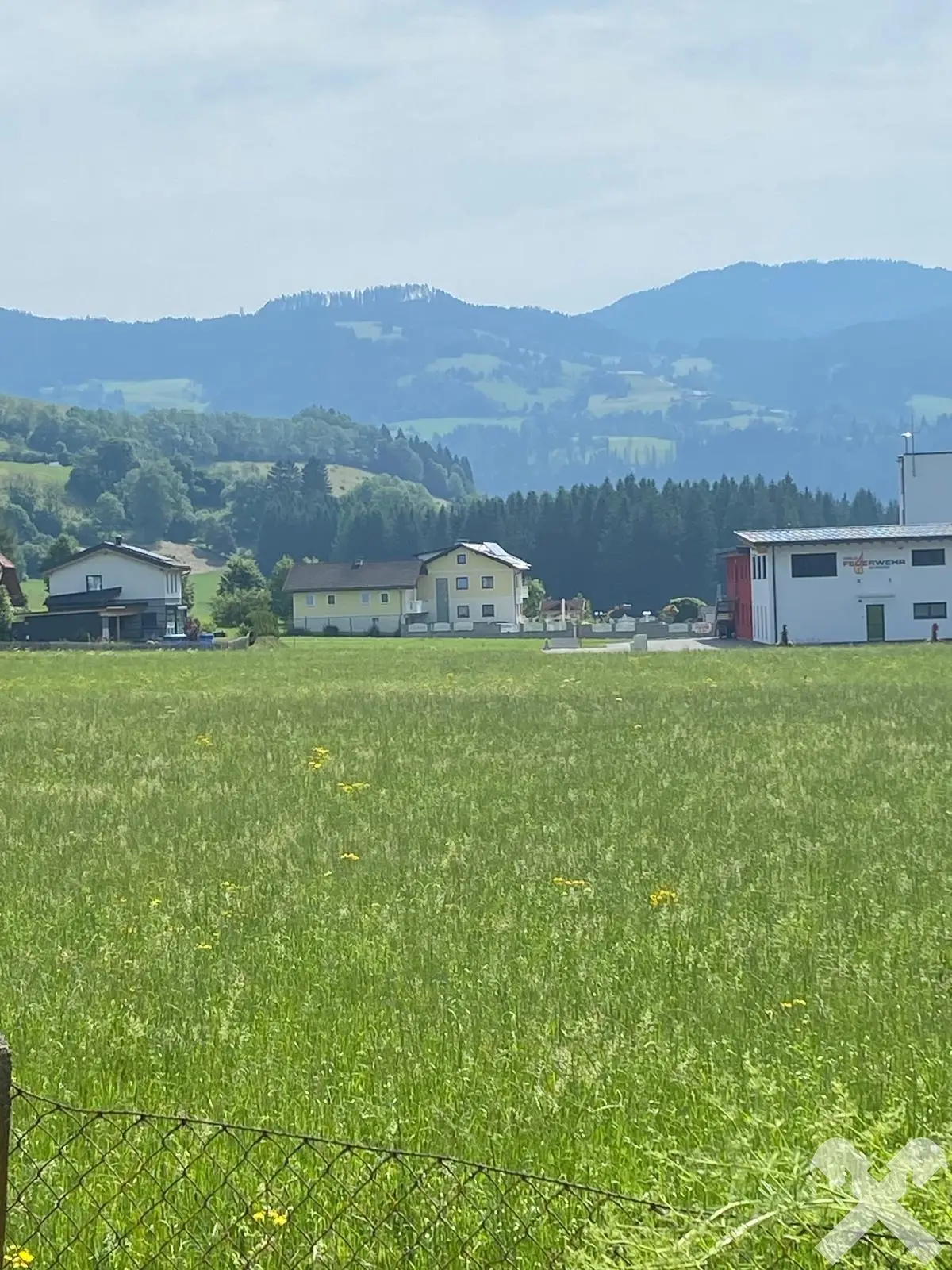 Sonniger und ebener Baugrund in Ranten