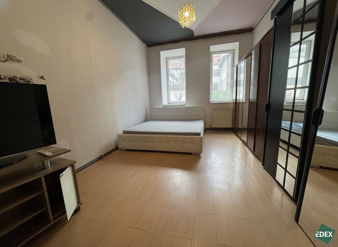 Sanierungsbedürftige Altbauwohnung nahe Matzleinsdorfer Platz