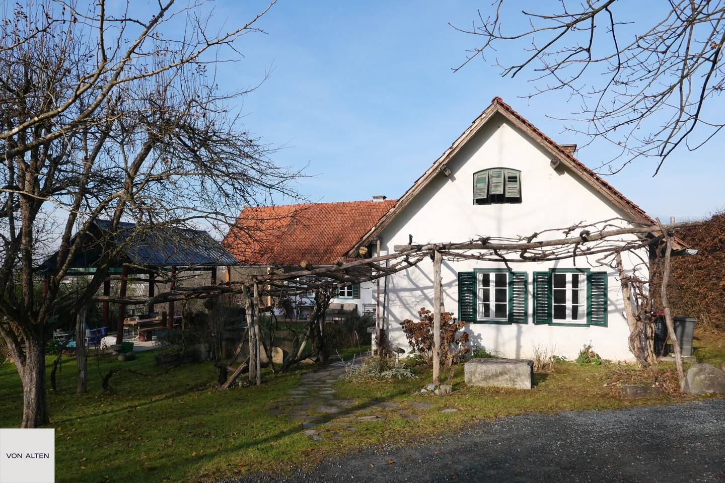 Historisches Haus in Eisenberg an der Raab mit Skulpturenpark
