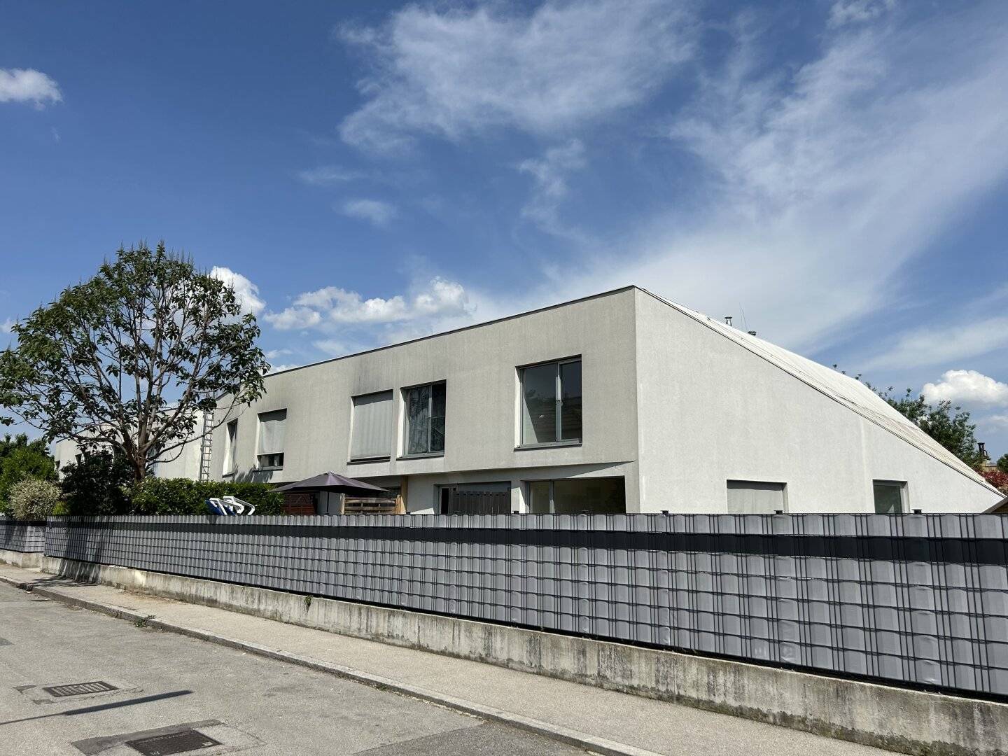 Erdgeschosswohnung mit Garten und Terrasse