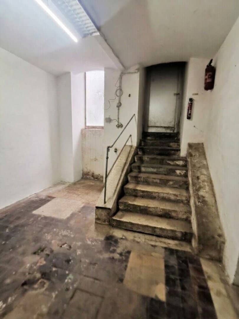 66m² Lager in 1100 Wien, Favoritenstraße, Souterrain – Zugang