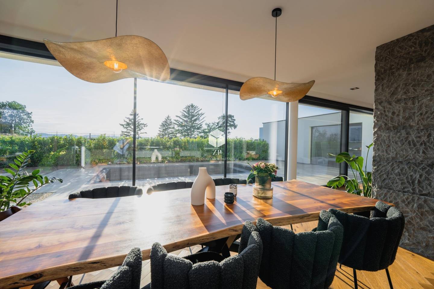 **Luxuriöse Neubau-Villa in Himberg – Eleganz und Nachhaltigkeit vereint** VIDEOBESICHTIGUNG möglich!